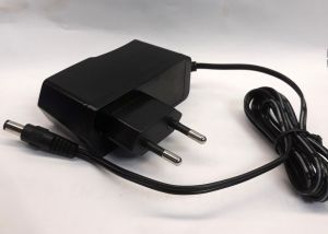 Chargeur 12.6V 1A  